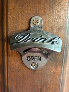 Vintage style drink/bottle opener